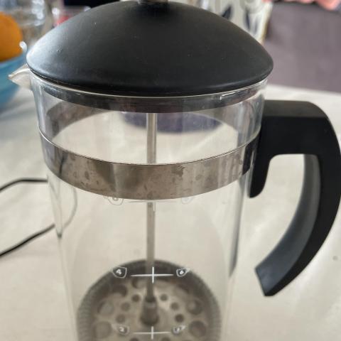 troc de  Cafetière à piston / Réservé, sur mytroc