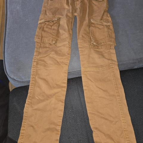 troc de  Reserve Pantalon tape à l'œil, sur mytroc