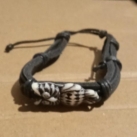 troc de  Bracelet ajustable neuf, sur mytroc