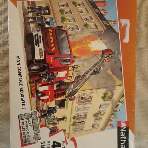 troc de  Puzzle camion de pompier., sur mytroc