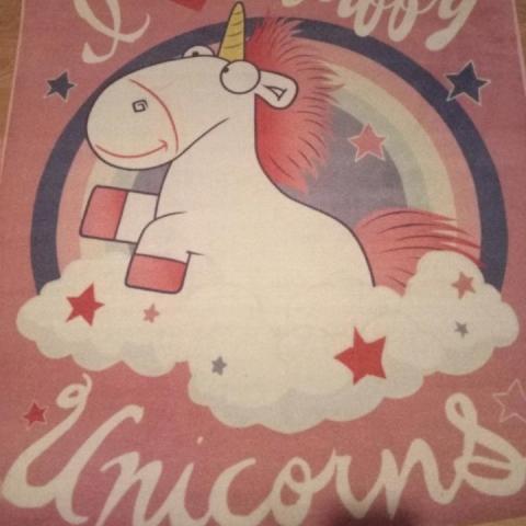 troc de  Tapis unicorn Neuf, sur mytroc