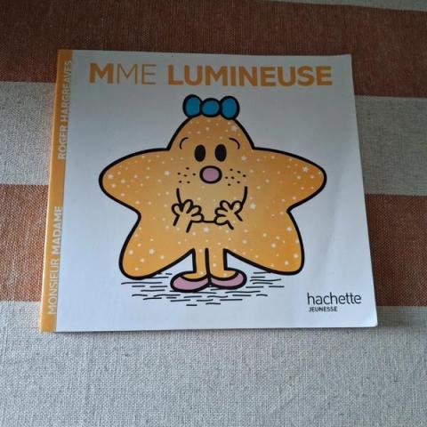 troc de  Livre monsieur madame Mme lumineuse, sur mytroc