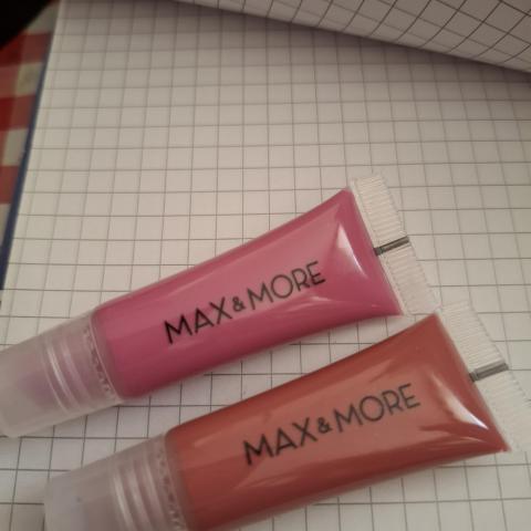 troc de  2 gloss, sur mytroc