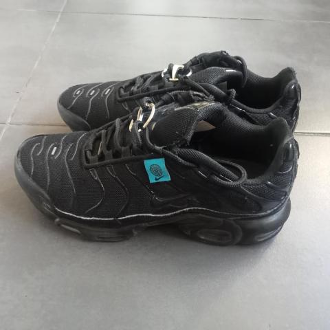 troc de  Baskets Nike Air Max Tn 35-36, sur mytroc