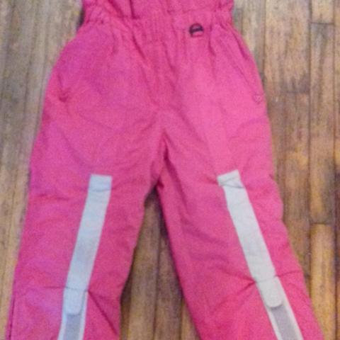 troc de  Pantalon salopette ski fille taille 130 +8 ans, sur mytroc