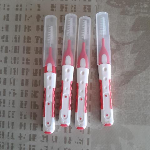 troc de  Réservée Lots de 4 brosses interdentaires neuves, sur mytroc