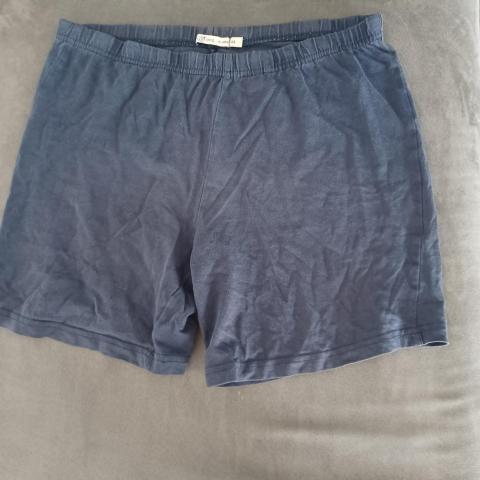 troc de  Short pyjama 12 ans, sur mytroc