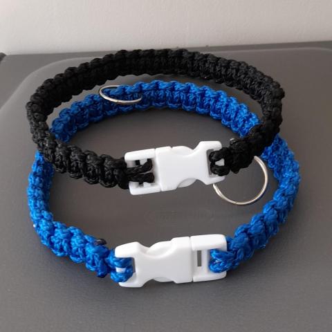 troc de  2 colliers/Animaux, sur mytroc