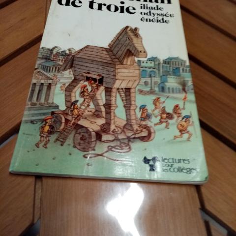 troc de  le roman de troie   iliade odyssée     1  noisette, sur mytroc