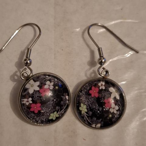 troc de  Reserve Boucles d'oreilles, sur mytroc