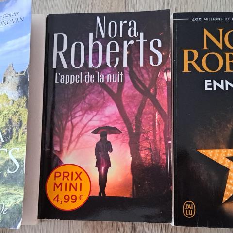 troc de  Lot 3 livres Nora Roberts, sur mytroc