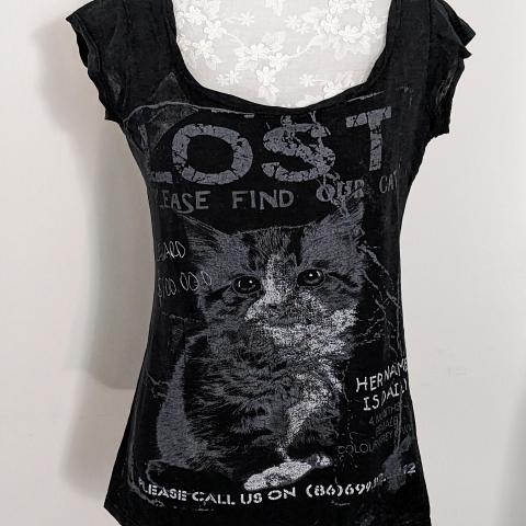 troc de  T-shirt imprimé "chat perdu", sur mytroc