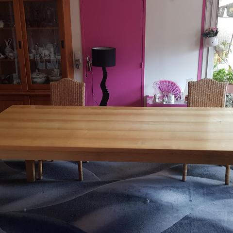 troc de  Grande table, sur mytroc