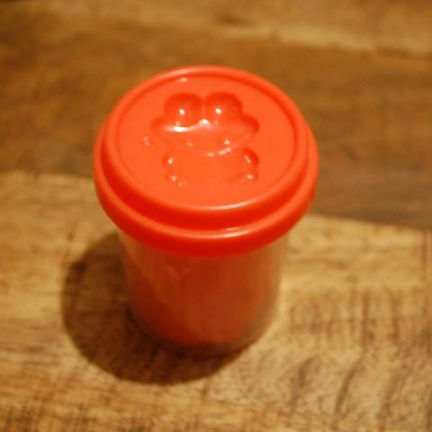 troc de  pot de pâte a modeler orange, sur mytroc