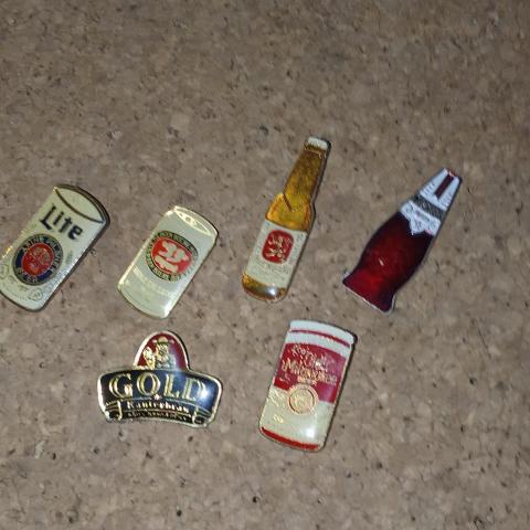 troc de  Lot pin's bières avec attache, sur mytroc