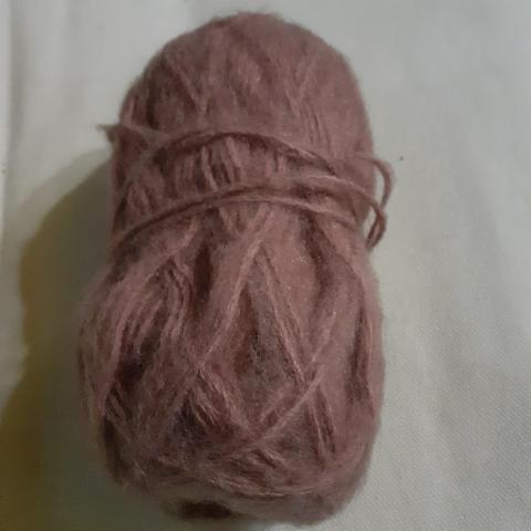 troc de  pelote de laine mohair mauve violet, sur mytroc