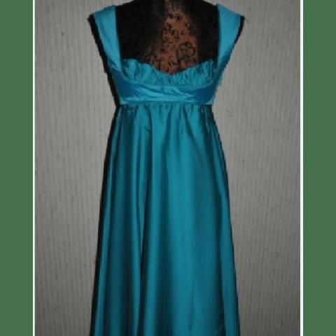 troc de  Robe de soirée bleue turquoise Taille 36 MANGO, sur mytroc