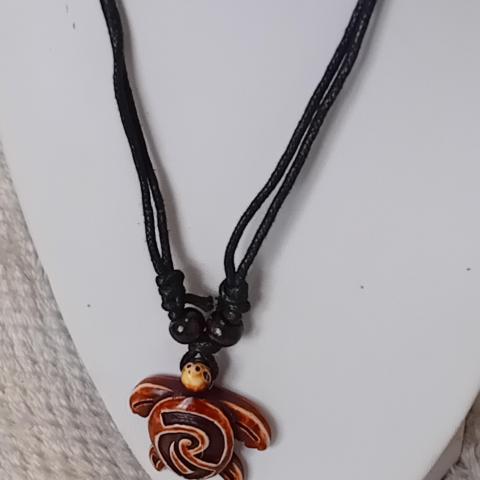 troc de  Collier Femme " Tortue ", sur mytroc