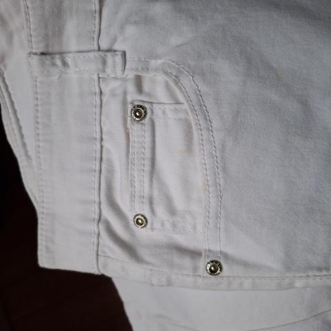 troc de  Jean blanc femme, sur mytroc