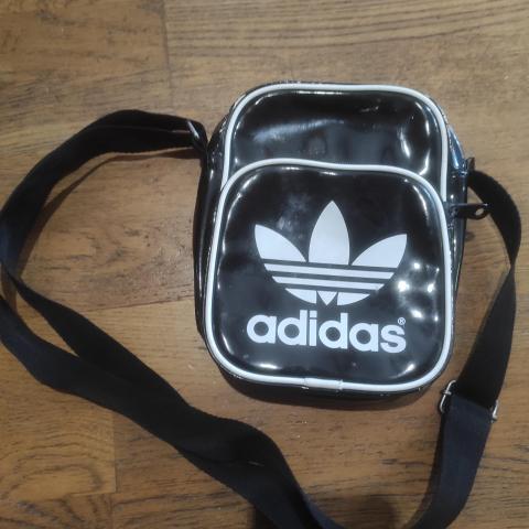 troc de  Sacoche adidas, sur mytroc