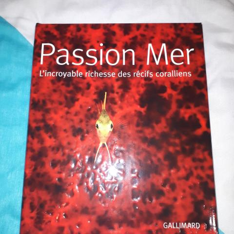 troc de  Beau livre + DVD Passion Mer Gallimard, sur mytroc