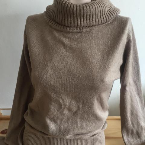 troc de  Pull taupe, sur mytroc