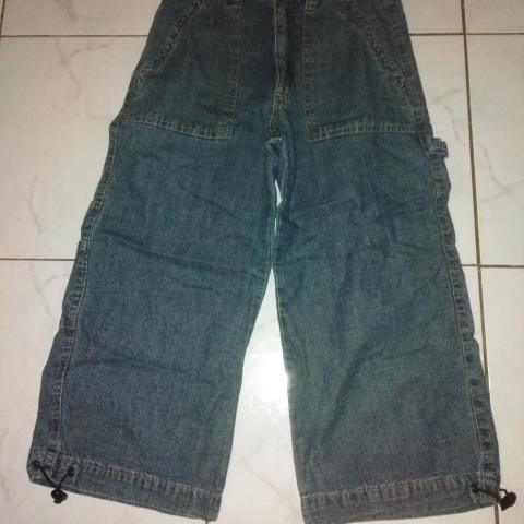 troc de  Jeans garçon taille 12 ans, sur mytroc