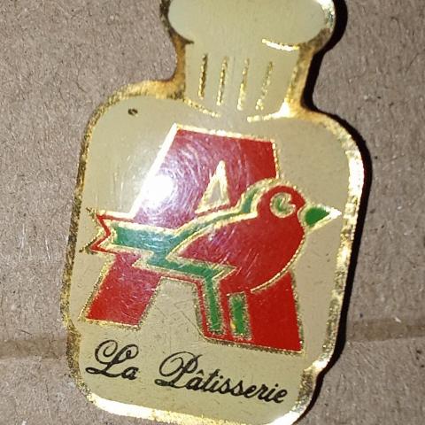 troc de  pin's avec attache, sur mytroc