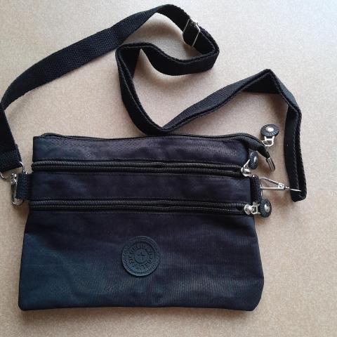 troc de  Sac bandouliere neuf, sur mytroc