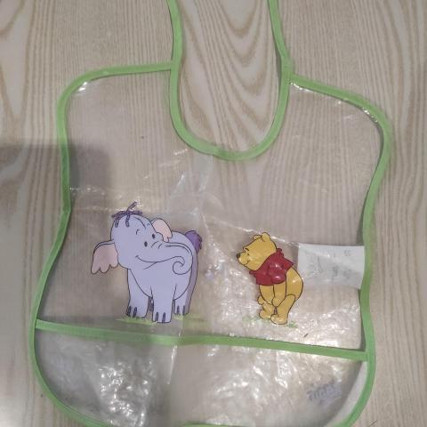 troc de  Bavoir plastique, sur mytroc