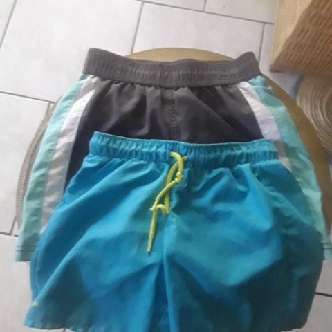 troc de  Lot de de short 5 ans, sur mytroc