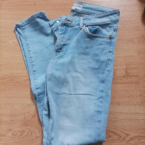 troc de  Jeans femme, sur mytroc