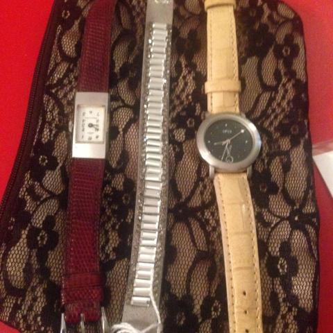 troc de  Troc montres bracelet et pochettes, sur mytroc