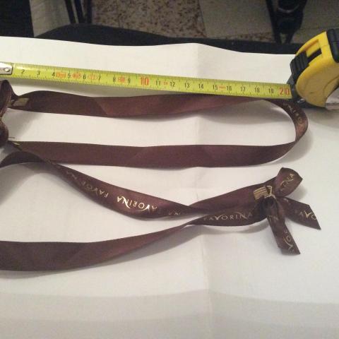 troc de  Deux rubans 40 cm chocolat, sur mytroc