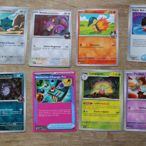 troc de  Lot Pokemon VIII, sur mytroc