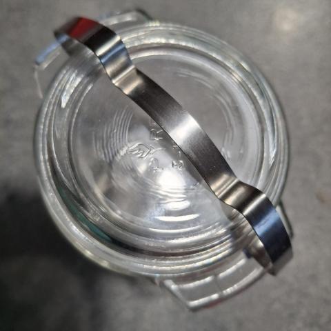 troc de  JE CHERCHE ces pots pyrex, sur mytroc