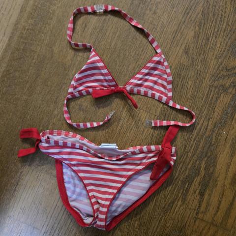 troc de  Maillot 8 ans monoprix, sur mytroc