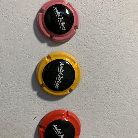 troc de  Trois. Capsules de cidre., sur mytroc