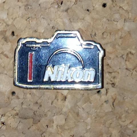 troc de  pin's sans attache réserver trokanik, sur mytroc