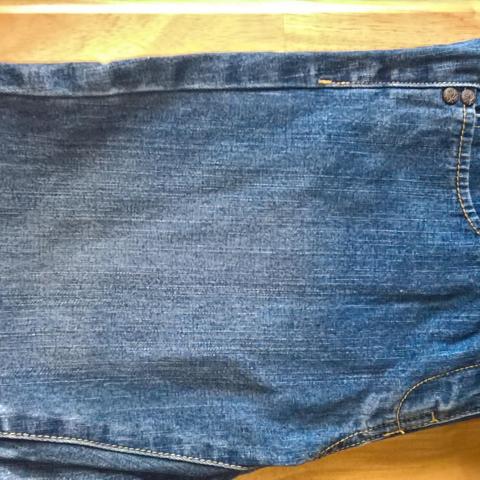 troc de  jean taille 12 ans, sur mytroc