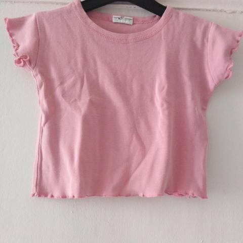 troc de  T Shirt rose ma'chr courte a volant taille 2 ans, sur mytroc