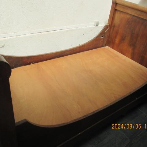 troc de  LIT LOUIS PHILIPPE 19 EME SIECLE, sur mytroc