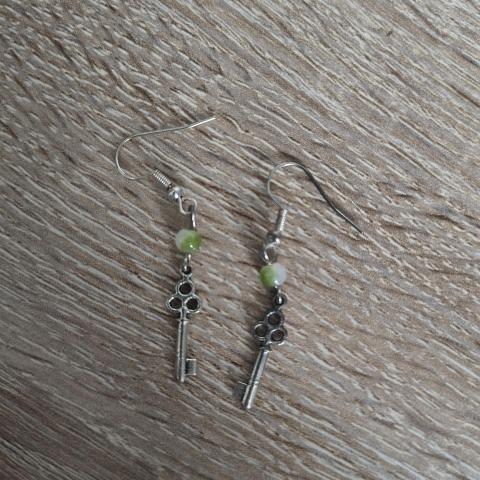 troc de  Reservé Boucles d'oreilles, sur mytroc