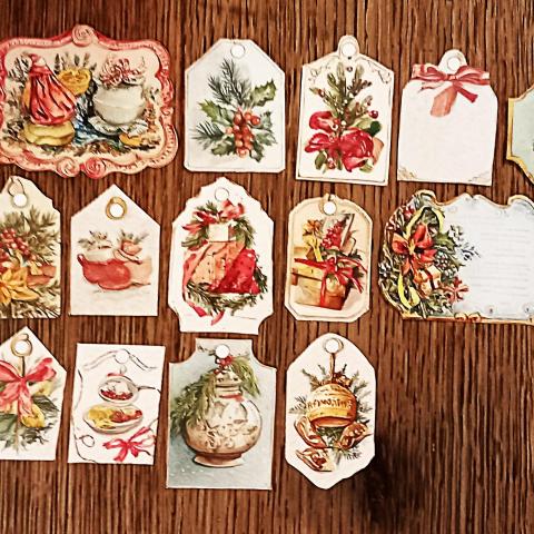 troc de  Etiquettes de fêtes de fin d'année., sur mytroc