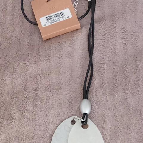 troc de  Collier Pendentif Femme, sur mytroc