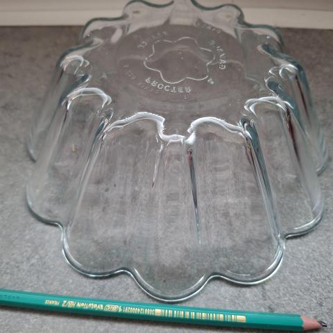 troc de  Moule verre neuf PYREX, sur mytroc