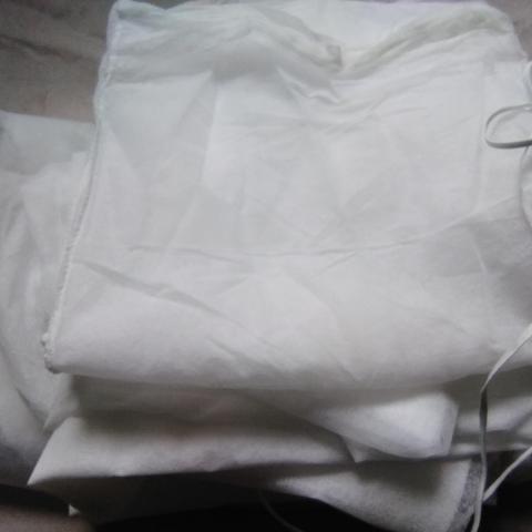 troc de  lot parure lit jetable, très bon état, sur mytroc