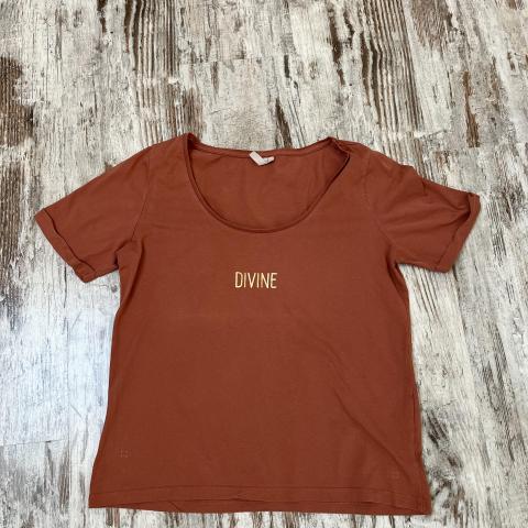 troc de  TEE-SHIRT M, sur mytroc