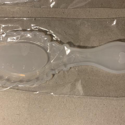 troc de  Moule miroir pour faire de la résine, sur mytroc