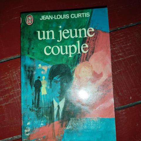 troc de  livre un jeune couple, sur mytroc